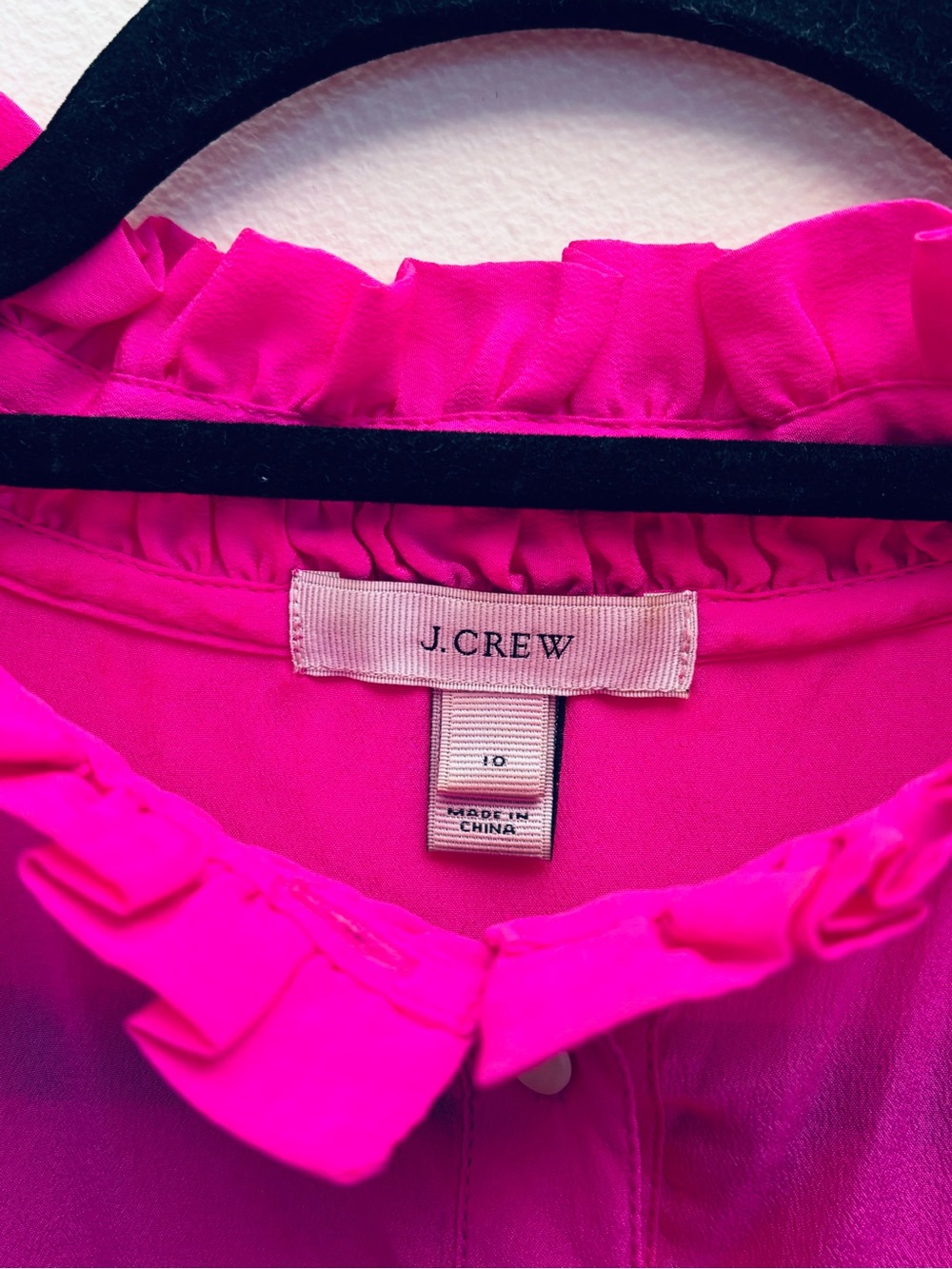 J. Crew Vibrant Fuchsia Button-Front Blouse Size 10. EXCELLENT CONDITION - Picture 4 of 6